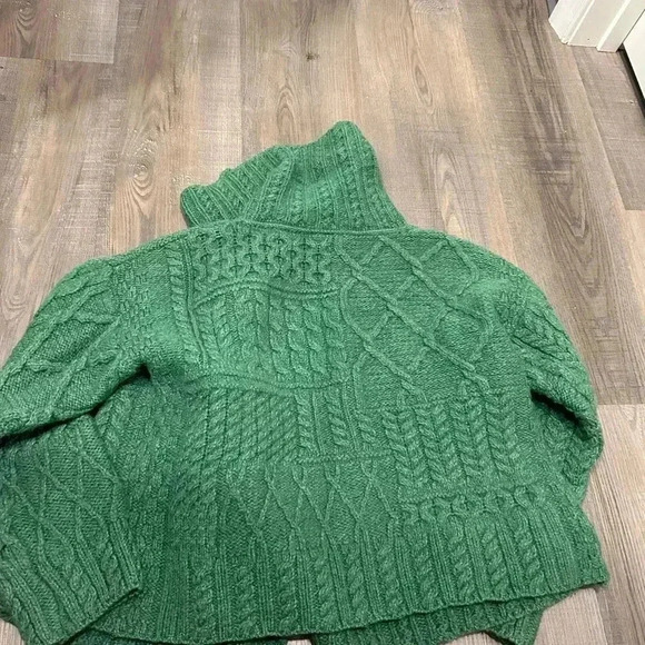 KilKenny Louisburgh Cable Cardigan Ireland Made 100% Merino Wool Green  Sz S - Picture 2 of 6
